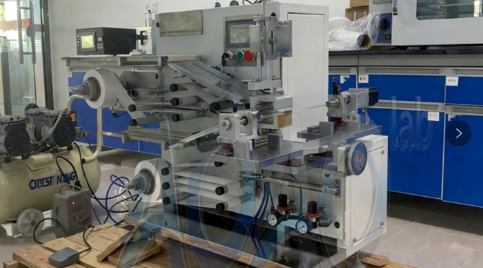 Semi-Automatic Lithium Battery Winding Machine.jpg