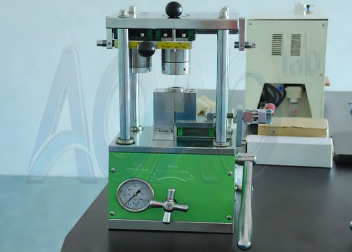 Hydraulic Battery Sealing Machine For Cylinder Cell And Coin Cell.jpg