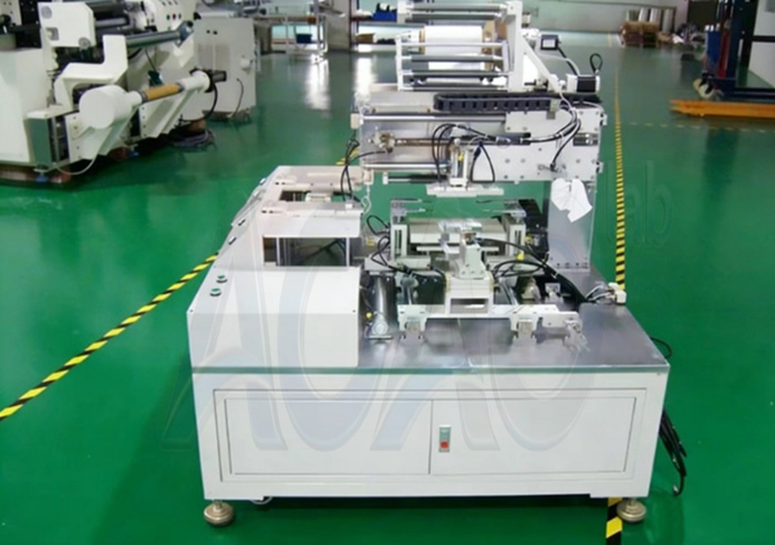 Semi-Automatic Lithium Battery Stacking Machine.jpg