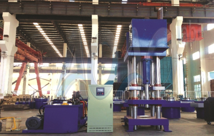1000T Four Column Hydraulic Powder Press Machine For Industrial Production.jpg