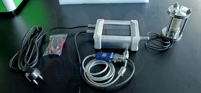 Solid State Battery Manometer.jpg