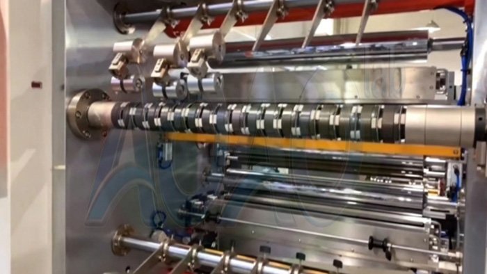 Auto Battery Electrode Slitting Machine for 4680 Tabless Battery.jpg Auto Battery Electrode Slitting Machine for 4680 Tabless Battery.jpg