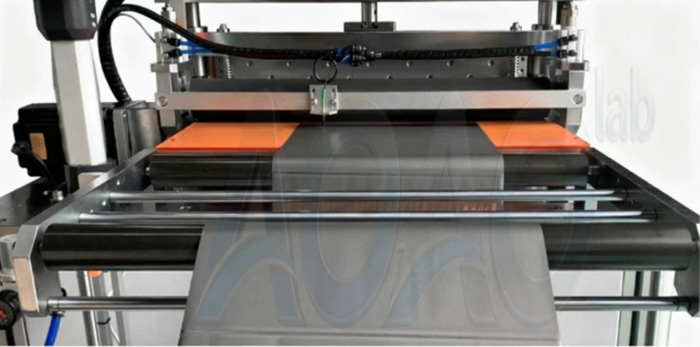 Automatic Shear Cutter Machine For Lithium ion Battery Electrode Cutting.jpg Automatic Shear Cutter Machine For Lithium ion Battery Electrode Cutting.jpg
